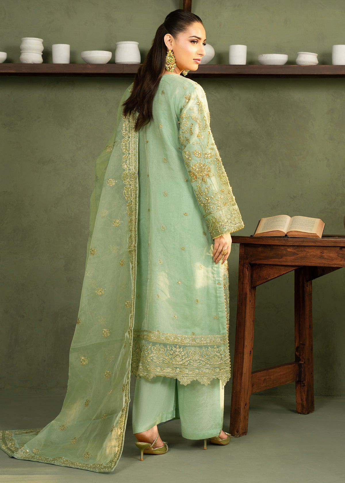 Zoya